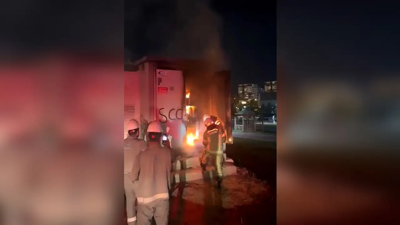 Kayapınar'da elektrik trafosunda yangın