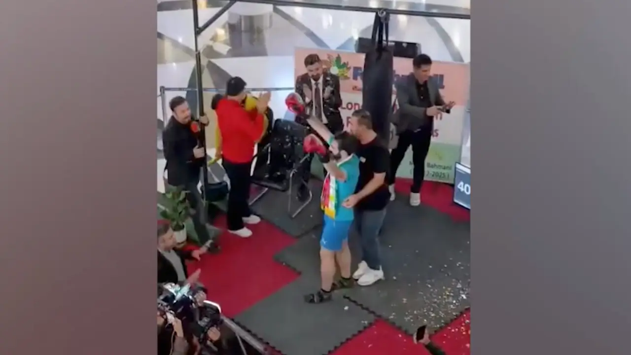 Kürt sporcu Guinness'e girdi: 40 saat aralıksız yumruk ve tekme