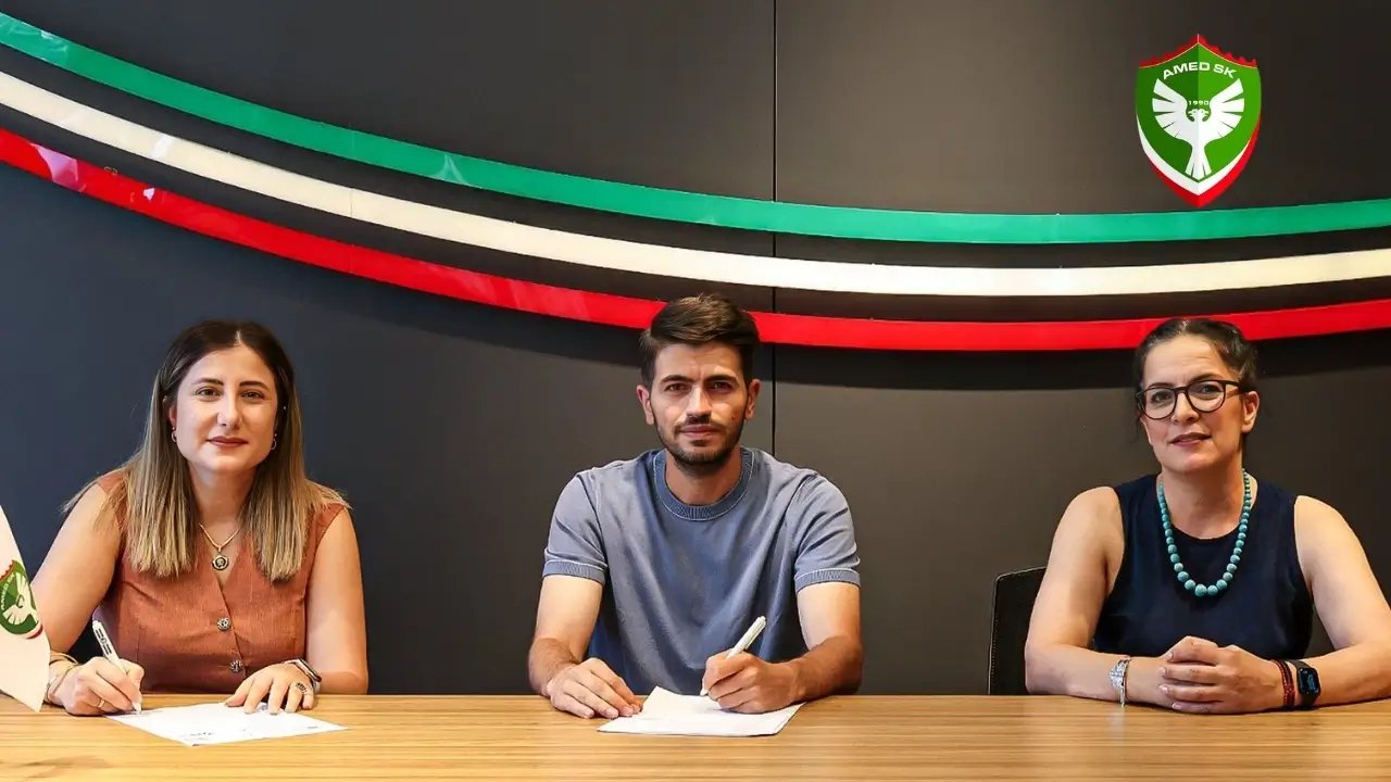İmzalar atıldı: Amedspor’da sezon sonuna kadar devam