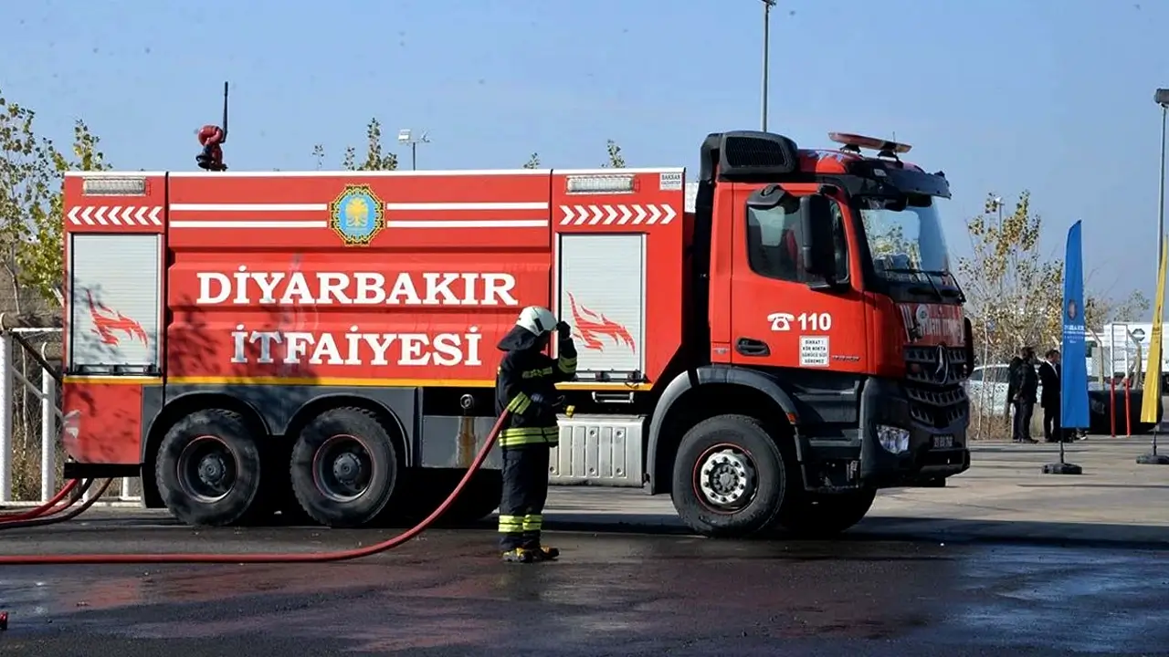 Diyarbakır'da aynı gece iki evde yangın