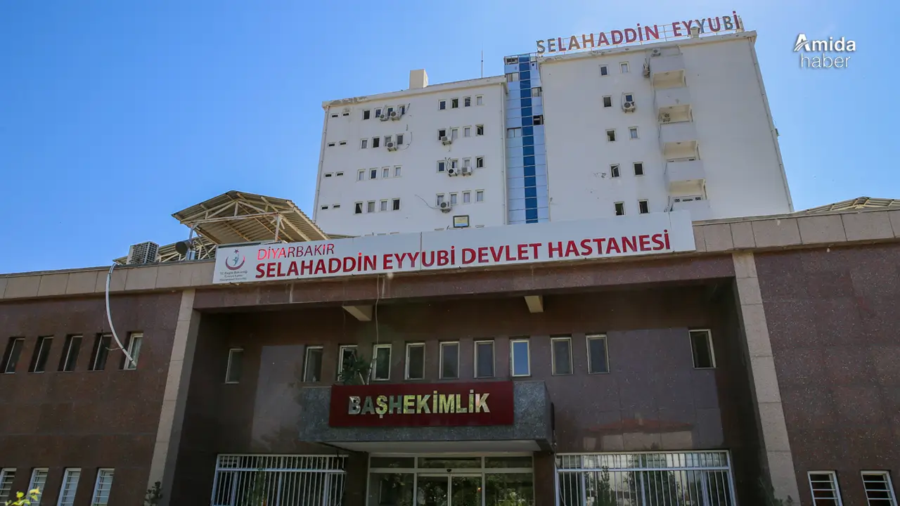 Diyarbakır: Yakınları ölünce hemşirelere saldırdılar