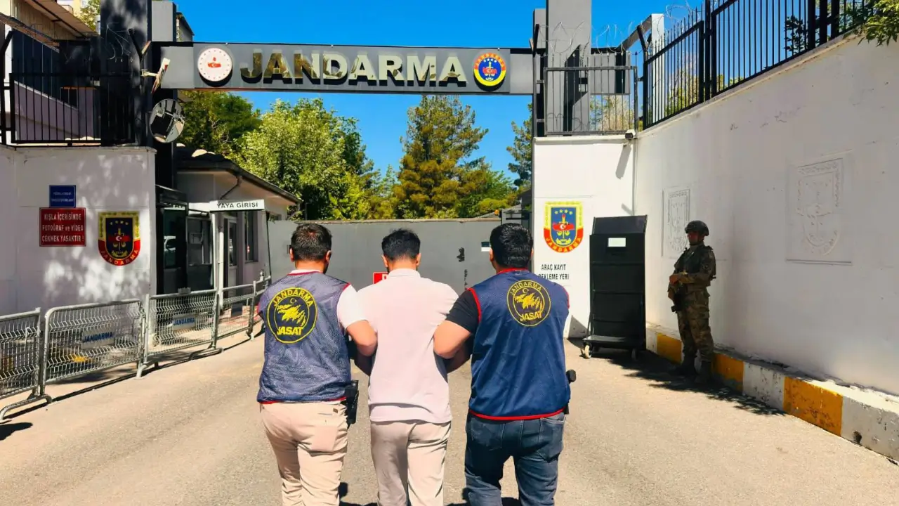 Diyarbakır'da çeşitli suçlardan aranan 113 kişi yakalandı