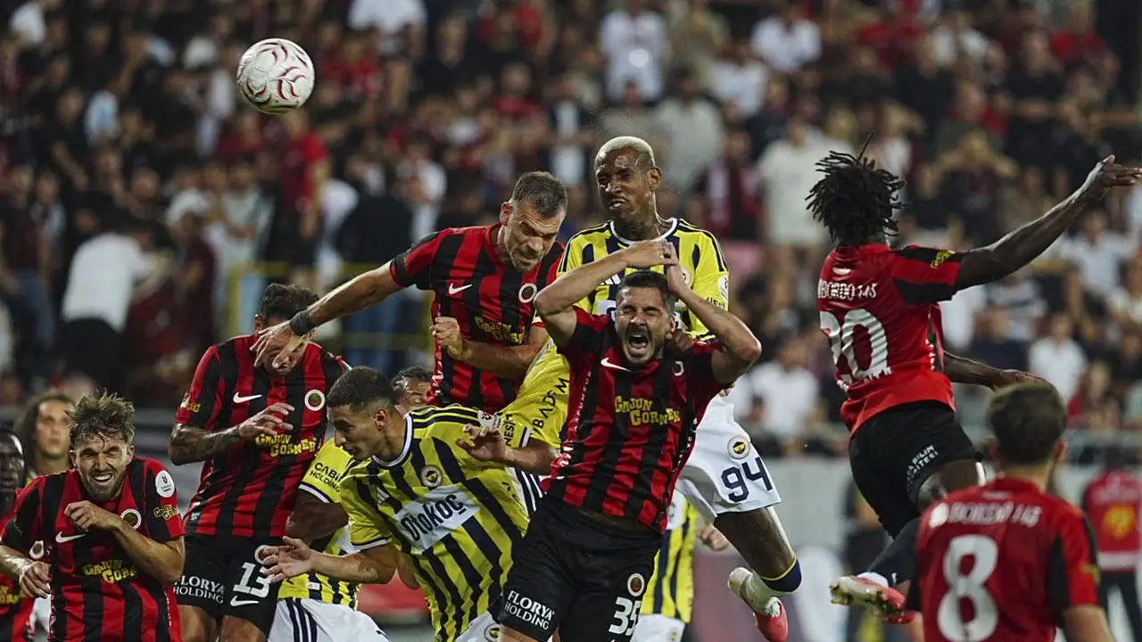 Fenerbahçe üstünlüğünü koruyamadı