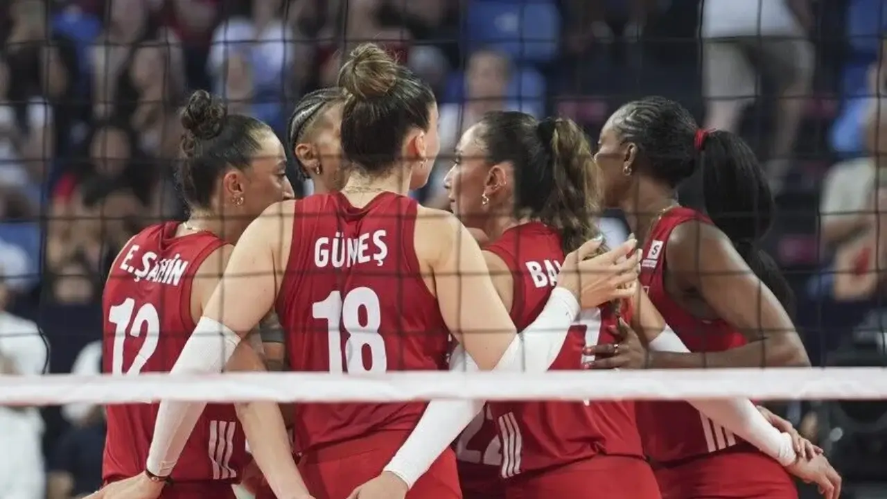 A Milli Kadın Voleybol Takımı, Letonya'yı 3-0 yendi