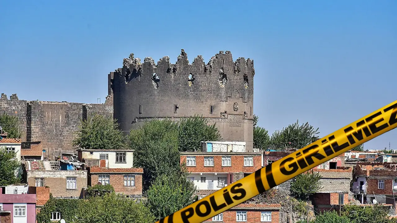 Diyarbakır’da komşusunu pompalı silahla yaralayan şahıs tutuklandı