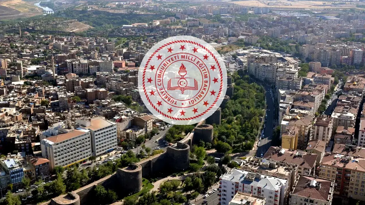 Diyarbakır’daki müdürlere uyarı: MEB'den sosyal medya şartı