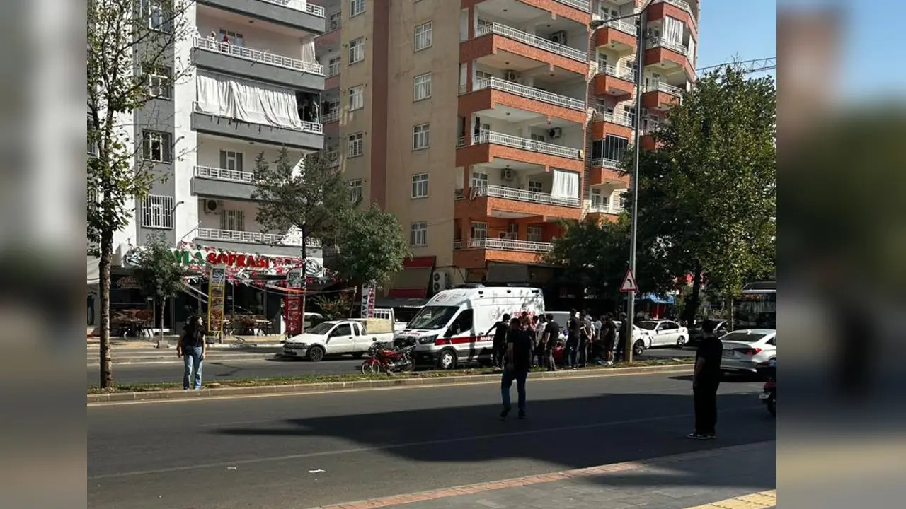 Diyarbakır’da motosiklet yayaya çarptı: 1 yaralı