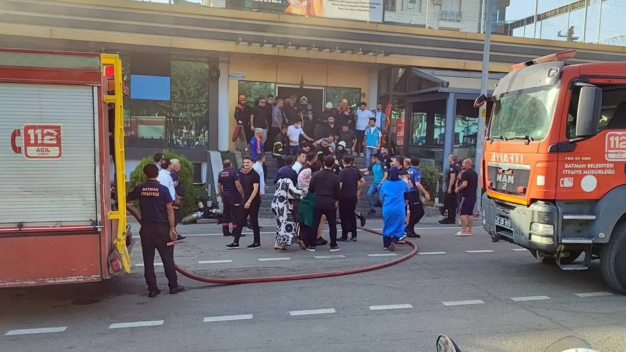 Batman’da yangın: Bakan Şimşek’in yeğeni de yaşamını yitirdi