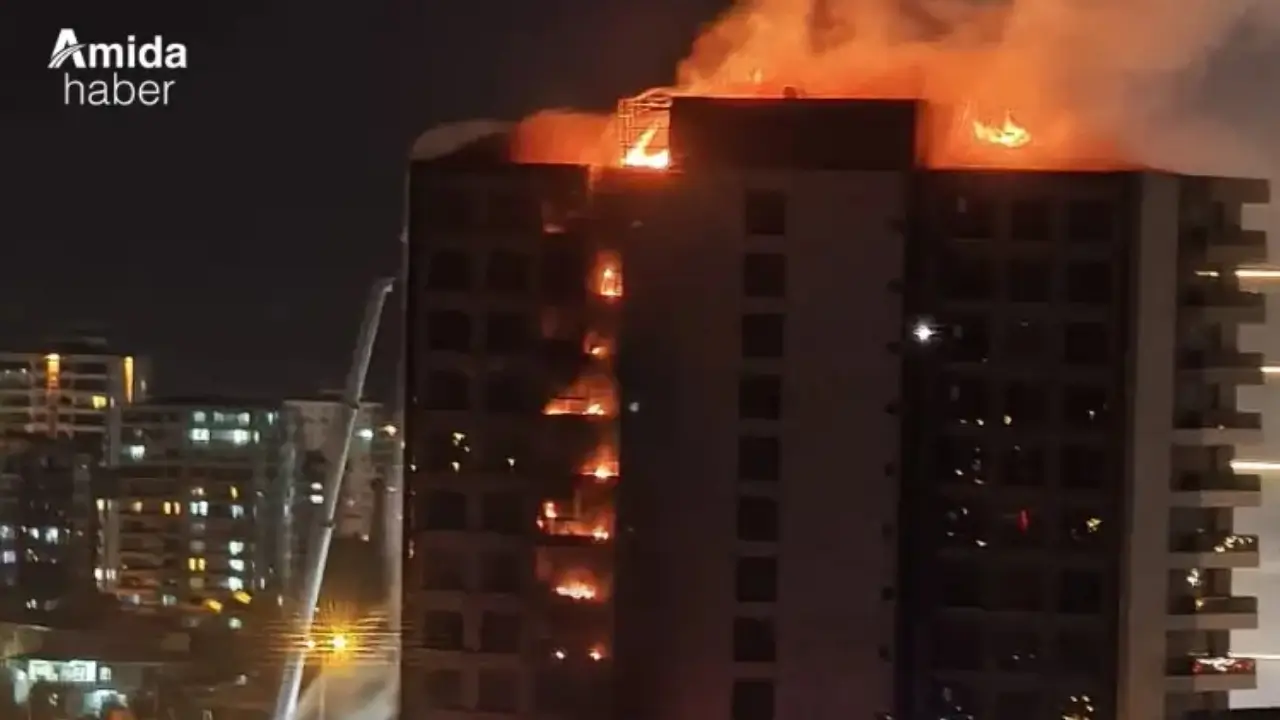 Diyarbakır’daki plaza yangının nedeni belli oldu