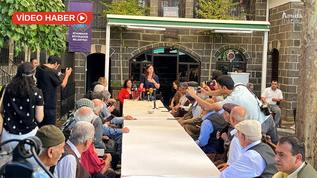 Diyarbakır’da belediyeden dengbêjlere maaş