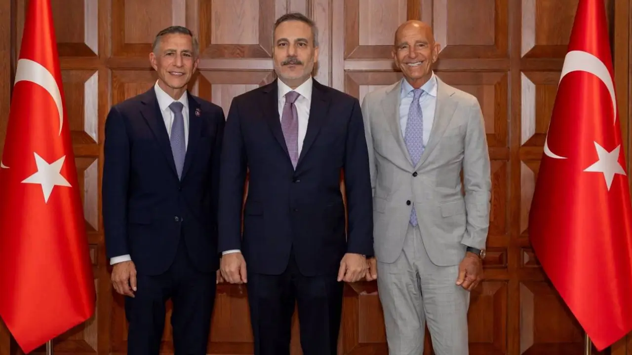 Hakan Fidan, Tom Barrack ve Darrell Issa ile görüştü