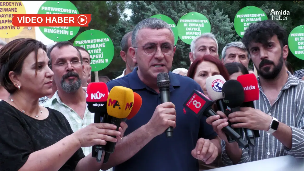 Diyarbakır’da anadilde eğitim yürüyüşü: 'Sürecin anahtarı Kürtçeye statüdür'