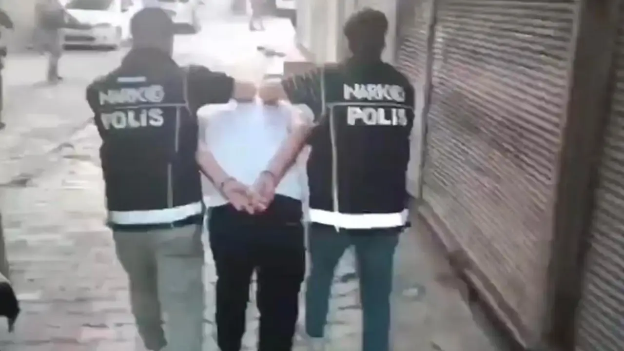 Diyarbakır’da uyuşturucu operasyonu: 26 tutuklama