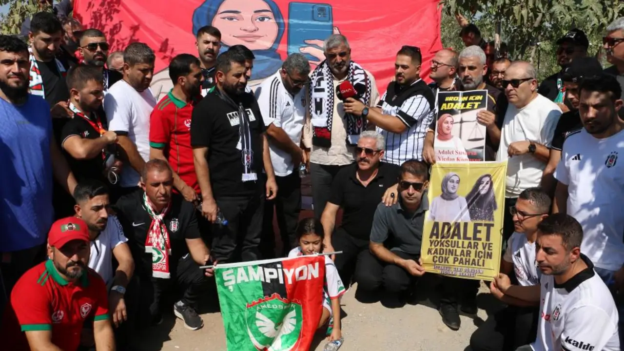 Amedspor ve Beşiktaş taraftarları Rojin’in mezarını ziyaret etti
