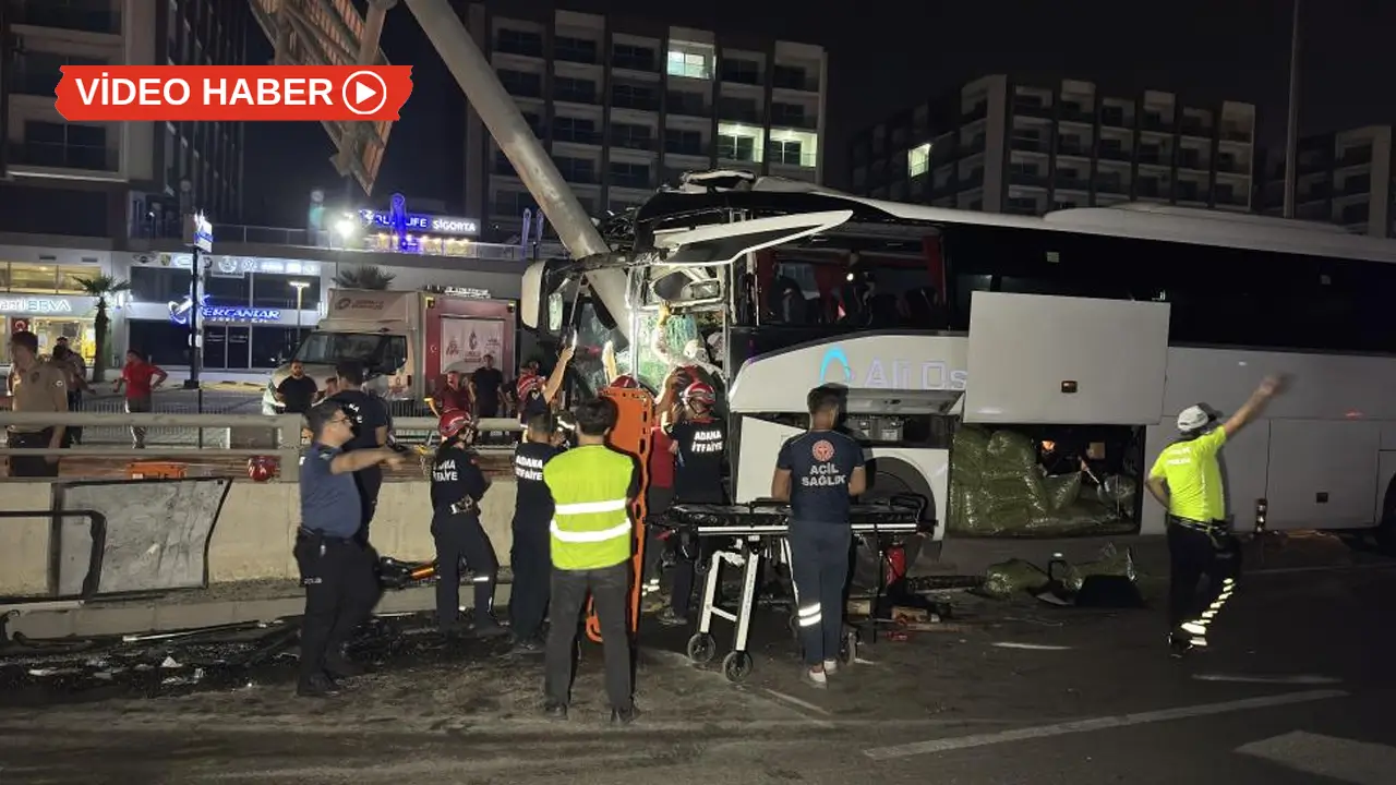 Adana’da otobüs kazası: 11 kişi yaralandı