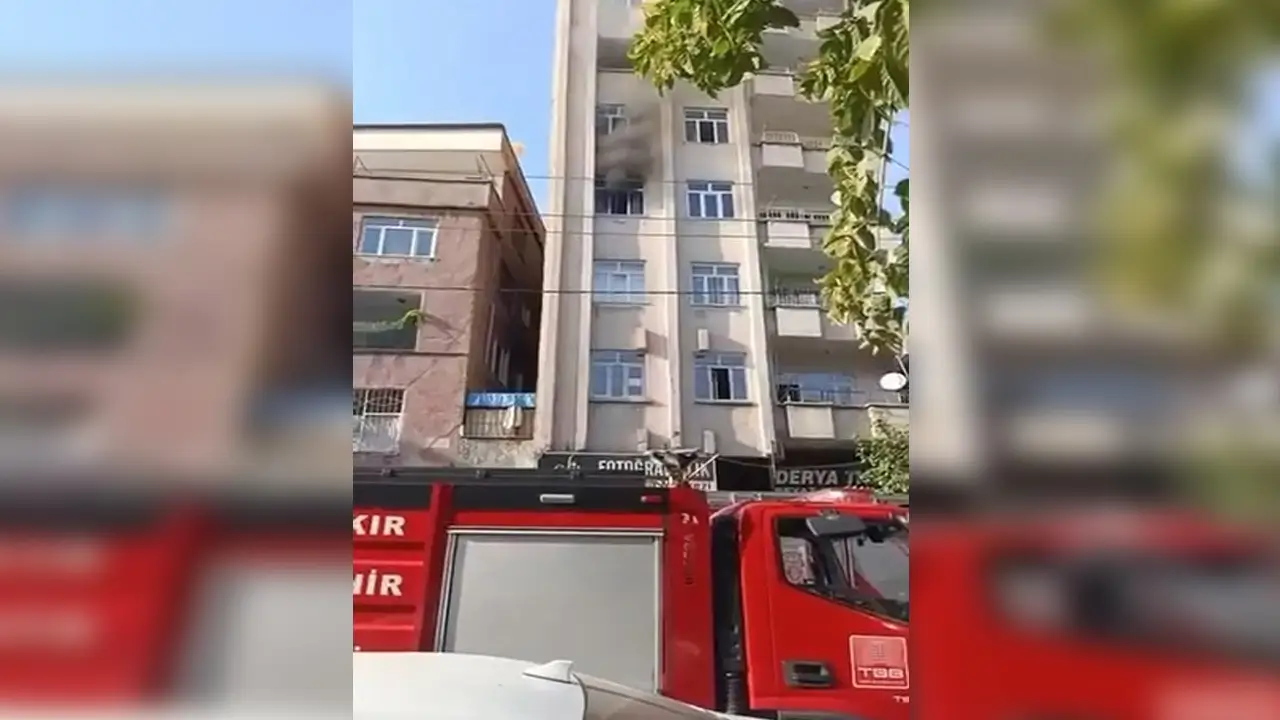 Diyarbakır’da apartman dairesinde yangın paniği