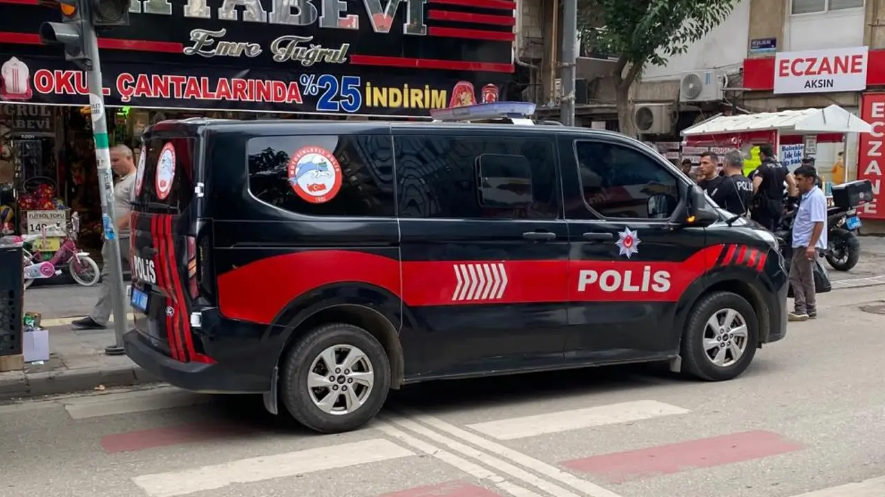 Elazığ’da bıçaklar çekildi: 2 kişi yaralandı