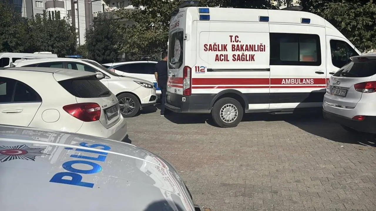 Evde buluşan iki arkadaşın cenazeleri çıktı
