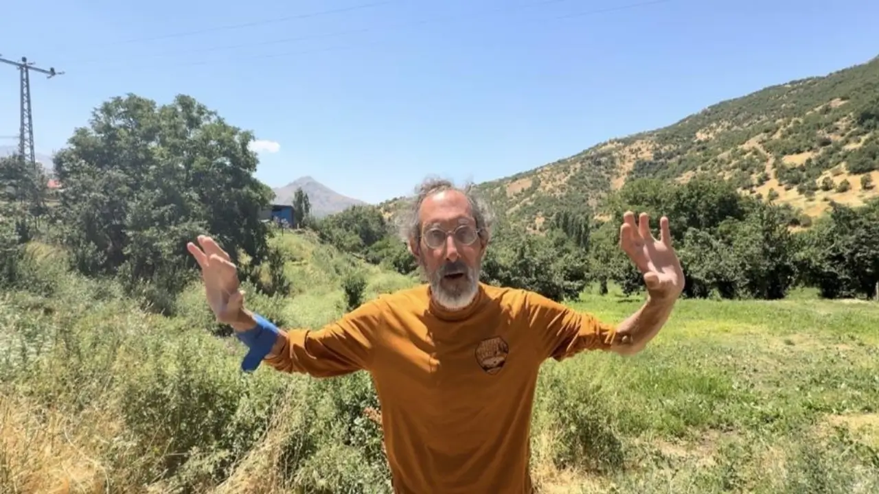 Teksas’tan Hakkari’ye: Emekli avukat bölgenin doğasına hayran kaldı