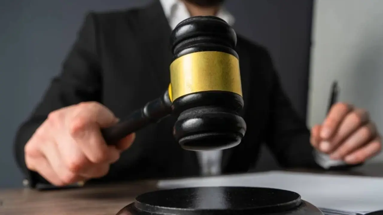 Dava yargıda: Hafta sonu yıllık izinden sayılacak mı?