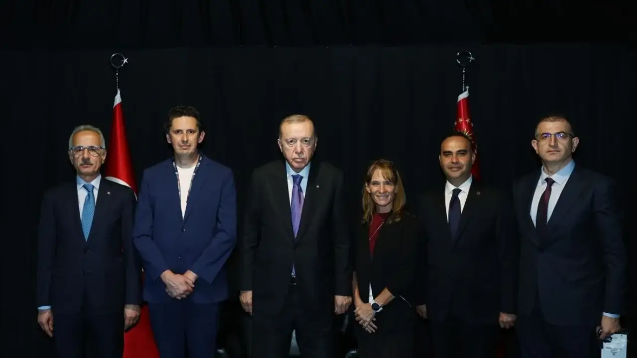 Erdoğan, SpaceX yöneticileriyle görüştü