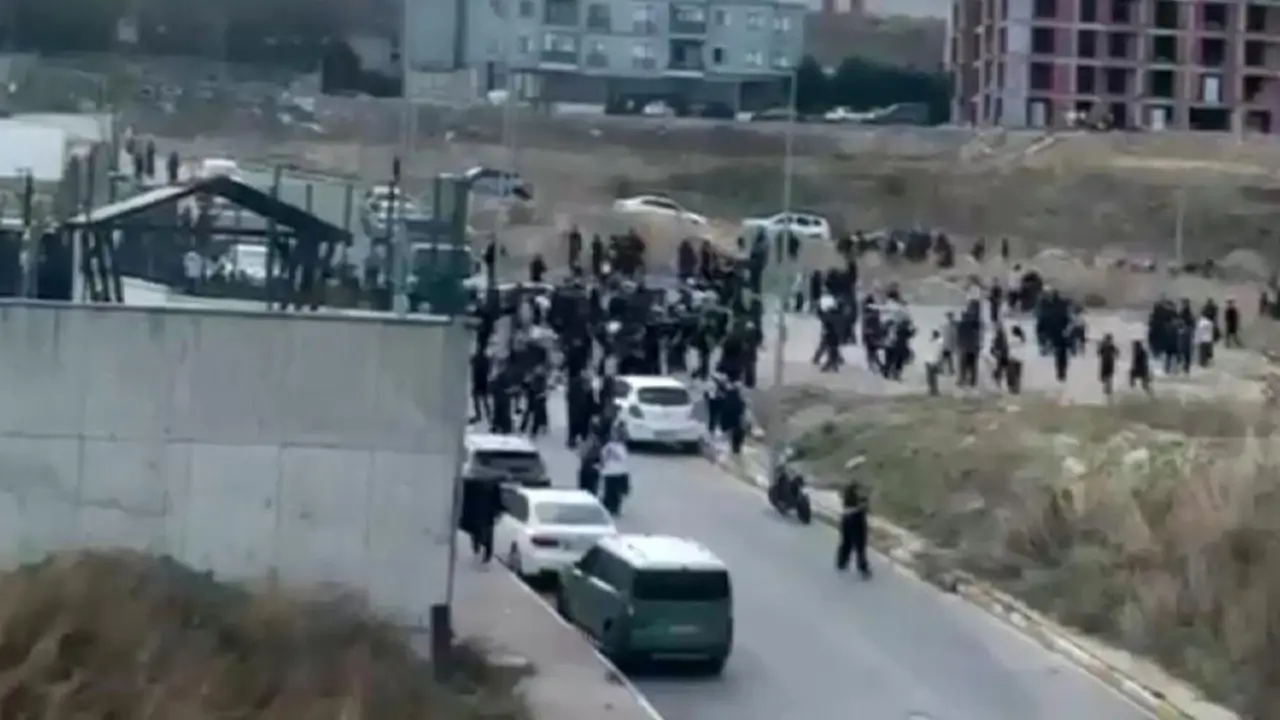 İstanbul’da lisede kavga: Yaralılar var