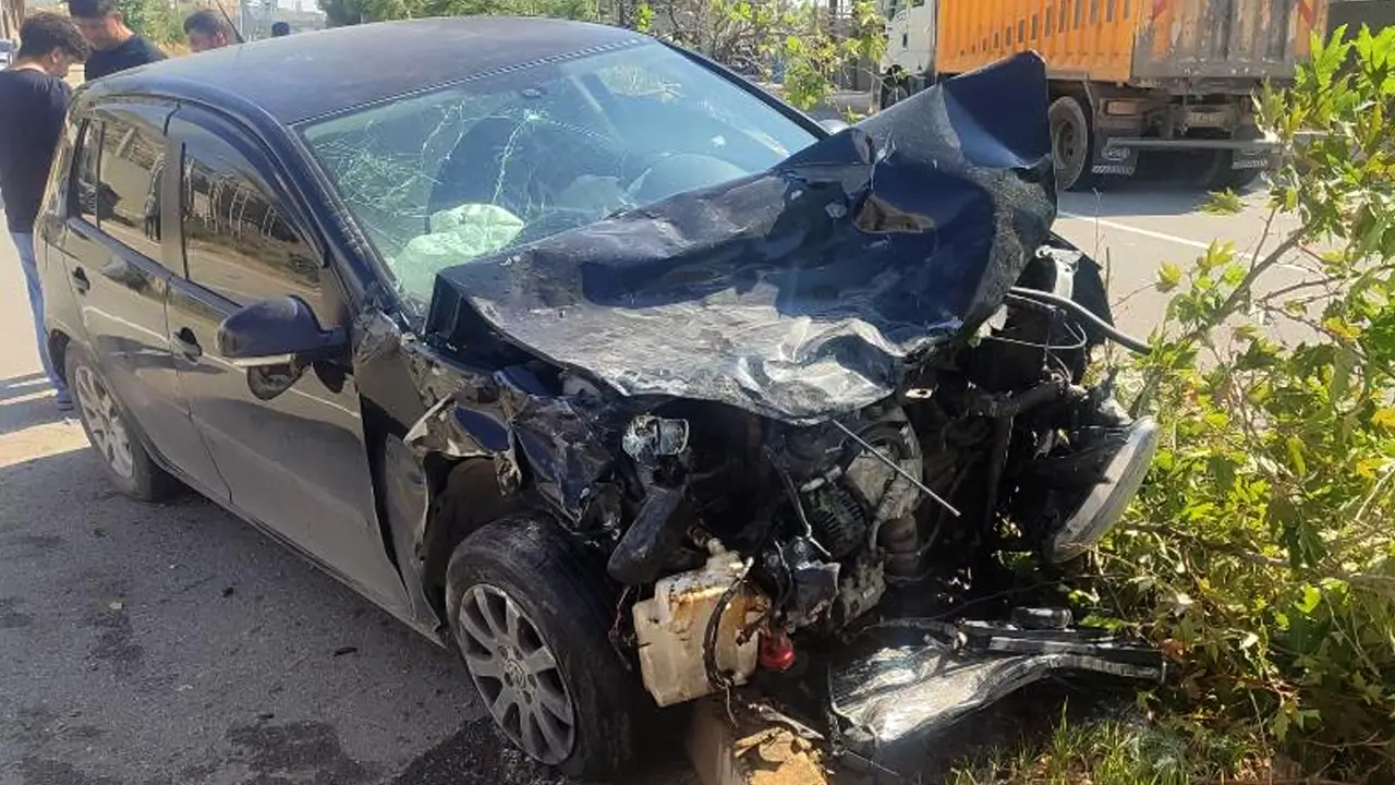 Diyarbakır'da iki araç çarpıştı: 2 yaralı