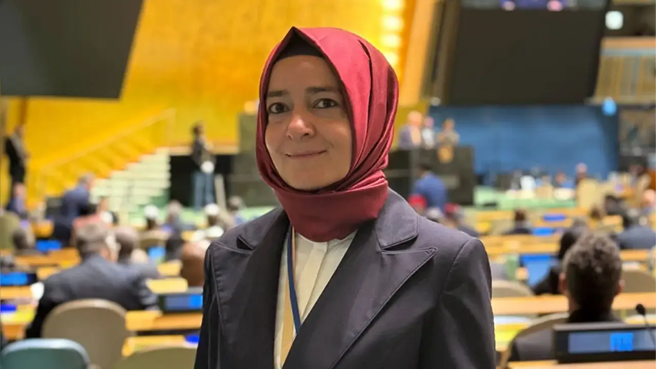 Fatma Betül Sayan Kaya, Erdoğan’ın talimatıyla AK Parti’den ihraç edildi