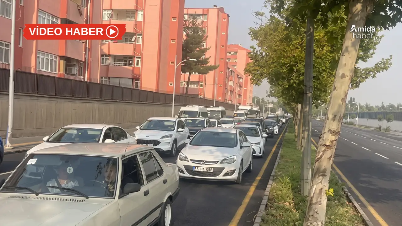 Diyarbakır’da mesai trafikle başladı: Seyrantepe Kavşağı kilit