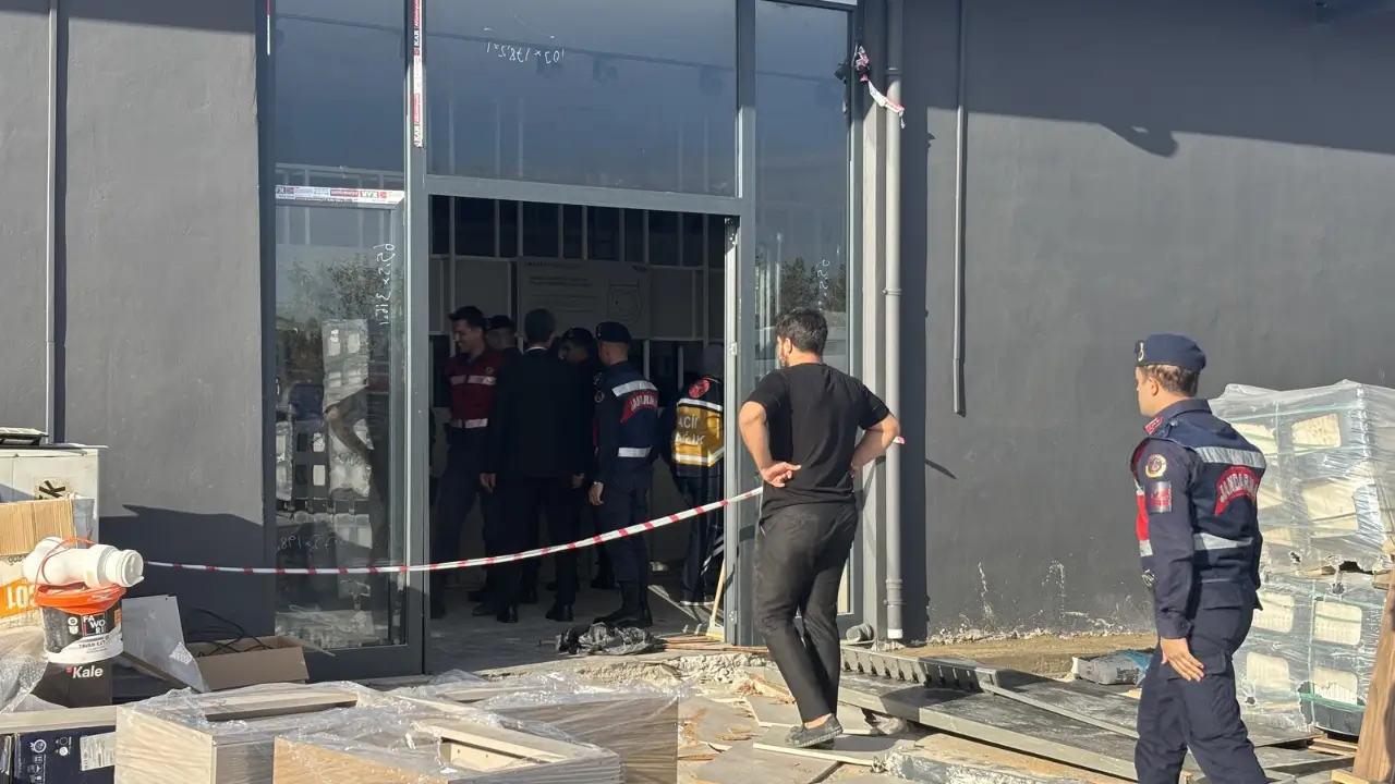 Gaziantep'te mermerlerin altında kalan işçi hayatını kaybetti