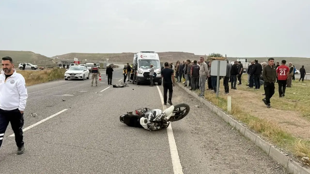 Diyarbakır’da minibüsün çarptığı motosikletli çocuk öldü