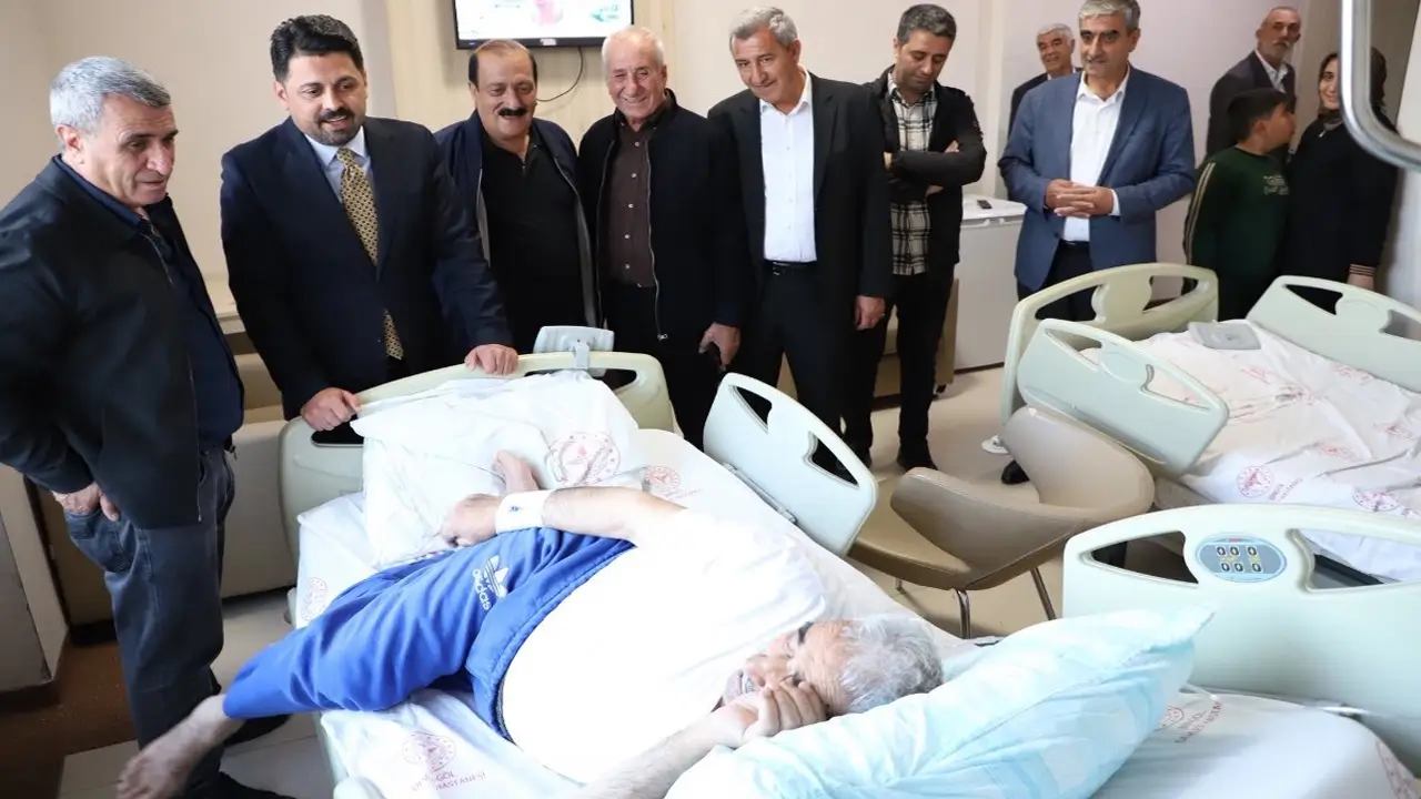Bingöl: AK Parti’nin fotoğrafı sosyal medyanın dilinde