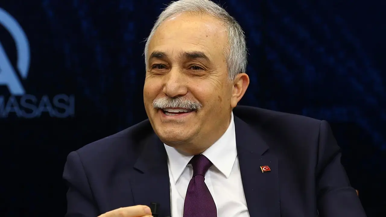 İYİ Parti’de ‘Ne mutlu Türküm’ krizi: Ahmet Eşref Fakıbaba kimdir?