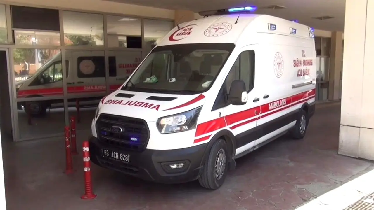 Bahçe sürerken traktörden düşüp öldü
