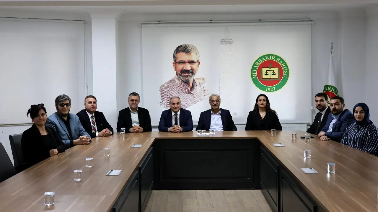 Sancar ve Eren’den Diyarbakır Barosu’na ziyaret: Gündem barış süreci