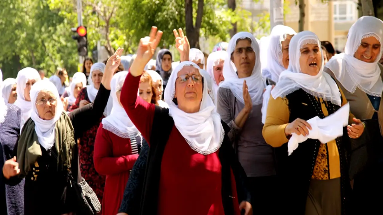Diyarbakır: Barış Anneleri süreç için Ankara’ya gidiyor