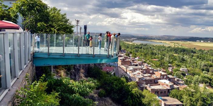 Diyarbakır Büyükşehir’den cam teras açıklaması