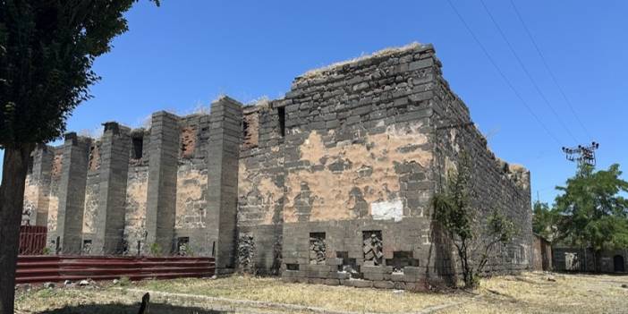 Diyarbakır’daki Surp Sarkis Kilisesi’nin restorasyonu TBMM gündeminde