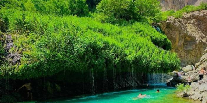 Hakkari’nin doğal güzelliklerine ziyaretçi akını devam ediyor