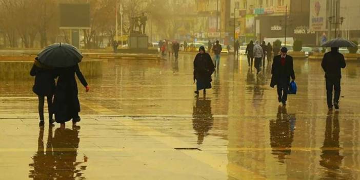 Diyarbakır’da sıcaklar düştü, yerler ıslandı!