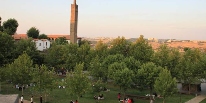 Diyarbakır’da önce sağanak sonra güneş!