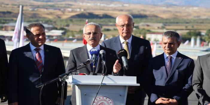 Ulaştırma Bakanı, Bingöl-Diyarbakır karayolunda incelemelerde bulundu