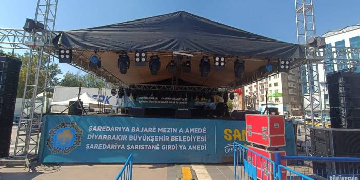 Diyarbakır’da bu akşam Kardeş Türküler ve Hevra konseri var