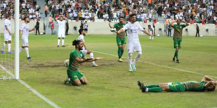 Amedspor 6 haftada yemediği golü 90 dakikada yedi!