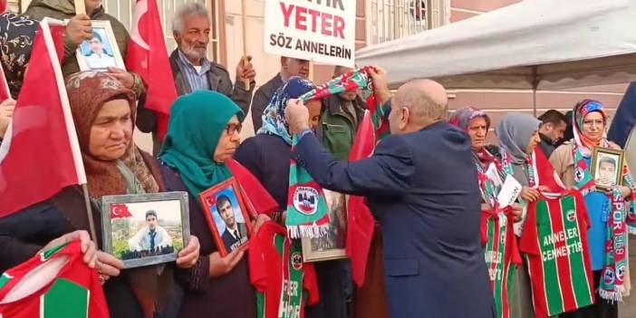 Devlet Bahçeli’yi ziyaret etmişti: Diyarbakırspor Başkanı HDP önünde!