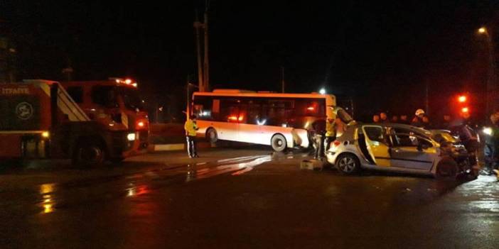 Malatya’da halk otobüsü ile otomobil çarpıştı