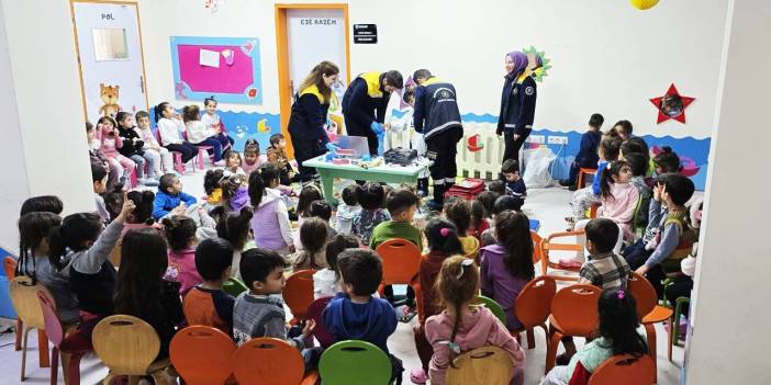 Diyarbakır Zarokistan’da Ağız ve Diş Bakımı etkinliği