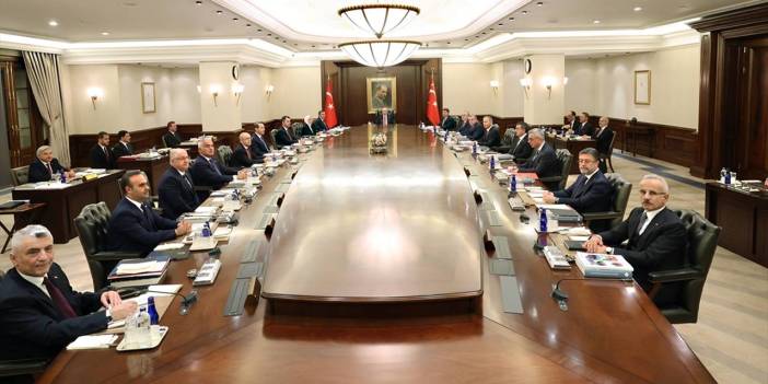 Cumhurbaşkanlığı Kabinesi toplanıyor: Gündemde PKK ve DSG var