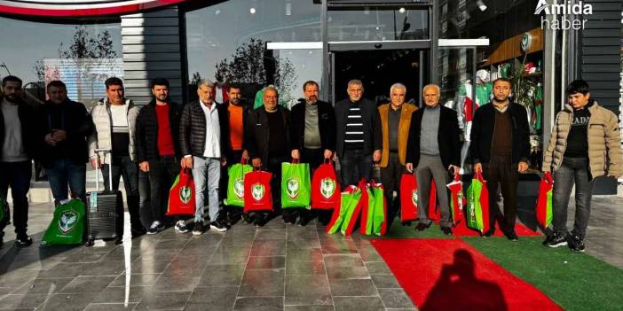 Çiftçilerden Amedspor’a büyük destek: Çantaları doldurdular