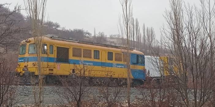 Malatya'da raylardan çıkan lokomotif paniğe neden oldu